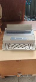 macchina da scrivere Olivetti elettronica 