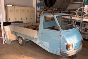 Piaggio Ape Car P2 d’epoca – Azzurra – Cassone