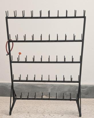 RASTRELLIERA PER 100  BOTTIGLIE 