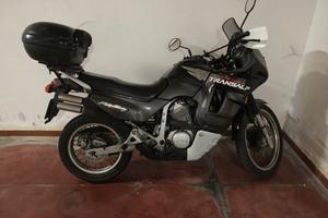 TRANSALP 600