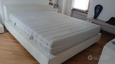 Letto matrimoniale pelle