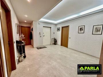 Appartamento di 170 m² con più di 5 locali a Canic