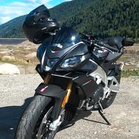 Aprilia Tuono V4rr 