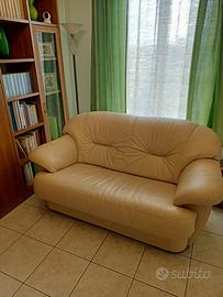Divano letto in ecopelle