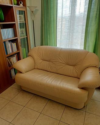 Divano letto in ecopelle