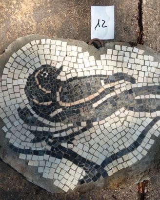 Mosaico "Tortora nera" cm. 40x60 - cod.12
