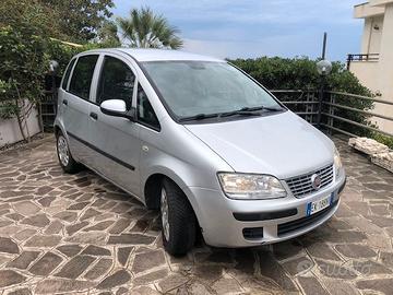 FIAT IDEA 1.3 Mjt 16v 95 Cv e 70 Kw DIESEL.