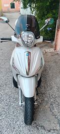 Piaggio Beverly 300 i.e. ABS-ASR