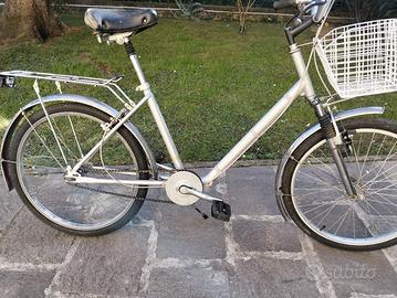 Bici  da città ruote,24 p