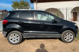Ford ecosport titanium