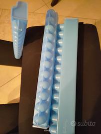 Contenitore Di Cubetti Di Ghiaccio Del Congelatore