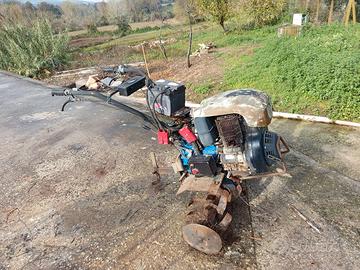 motozappa con carrello trazionato