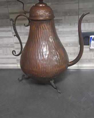 grande brocca antica in rame battuto h 50 cm