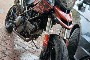 Ducati Hypermotard 796