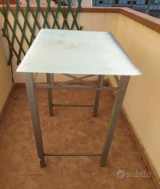 Tavolo piano in vetro