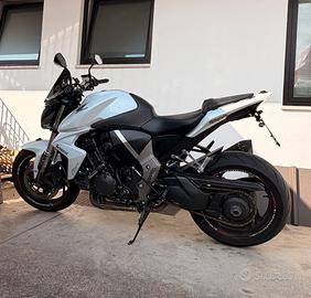 Cb1000r