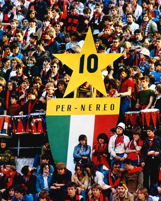 fotografia Milan conquista del 10 scudetto 1979