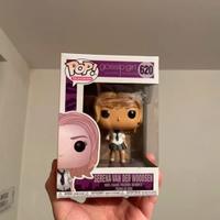 Funko pop serena van der woodsen