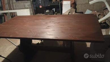 Tavolo in legno