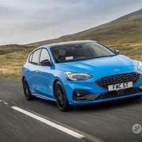 Ricambi usati per ford focus st 2019\22