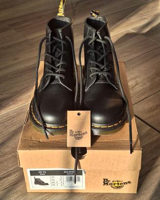 Dr. Martens Smooth