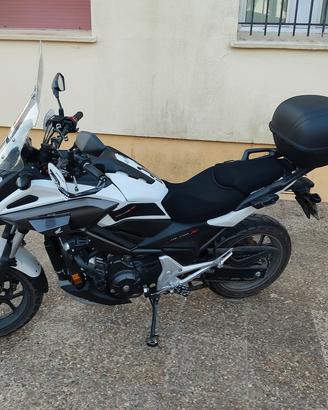 Bauletto UNIVERSALE 30 L. x scooter-moto NUOVI