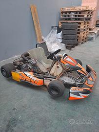 kart brm 125 6 marce motore tm kv 95 .