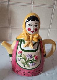 Teiera figurata nuova a forma di contadina