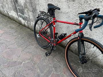 Bici gravel charge