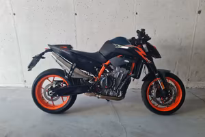 2023 ktm duke 890R 
