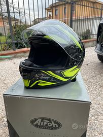 Casco Airoh