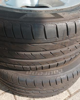 due cerchi BMW originali con gomme 