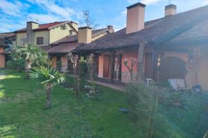 Casa con posto barca e piscina