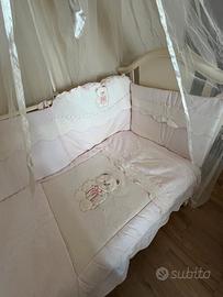 lettino per neonati in buone condizioni