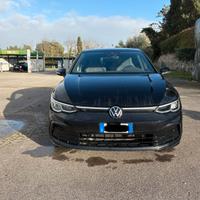 Volkswagen Golf 8 R-Line 1.5 TSI 150 CV