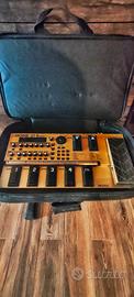 Pedaliera Multieffetto BOSS GT-6+Custodia Thomann