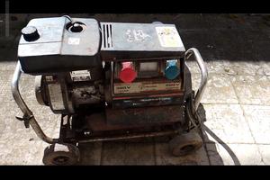 generatore di corrente per campeggio 