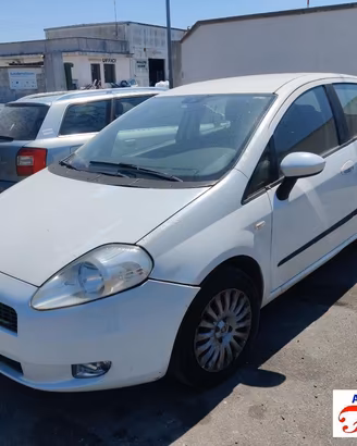 FIAT GRANDE PUNTO 199 1.3 D MULTIJET Ricambi-
