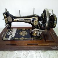 Macchina da cucire "Frister & Rossmann" - 1909-10