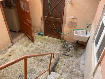 Sette frati: da ristrutturare