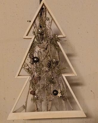 Albero stilizzato in legno