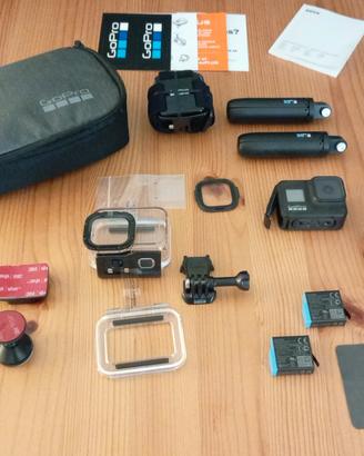GoPro Hero 8 Black - Kit completo di accessori