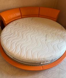LETTO ROTONDO POLTRONA FRAU IN PELLE CON MATERASSO