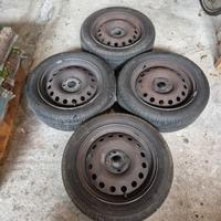 Pneumatici/gomme 4 stagioni  185x55 r15 + cerchi