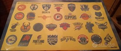 Pagina Adesivi Loghi Squadre Team NBA Originali