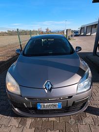 RENAULT Mégane 1.5 dCi 90CV SporTour Confort