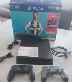 ps4 + giochi + 2 joystick 