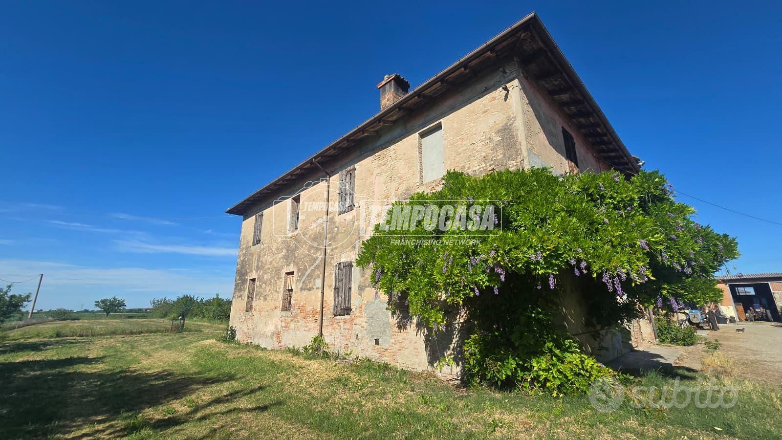 RUSTICO CON TERRENO AGRICOLO - Altro