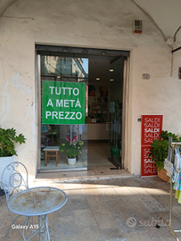 Negozio e/o attività commerciale Benetton avviato