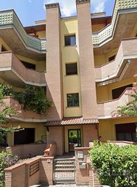 Appartamento 90 mq con 2 camere, terrazzo e posto
